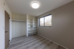 アクセントクロスを使用した子供部屋